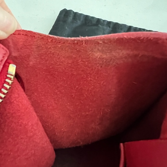 Saint Laurent Monogram Cabas Leather Tote - Picture 11 of 16